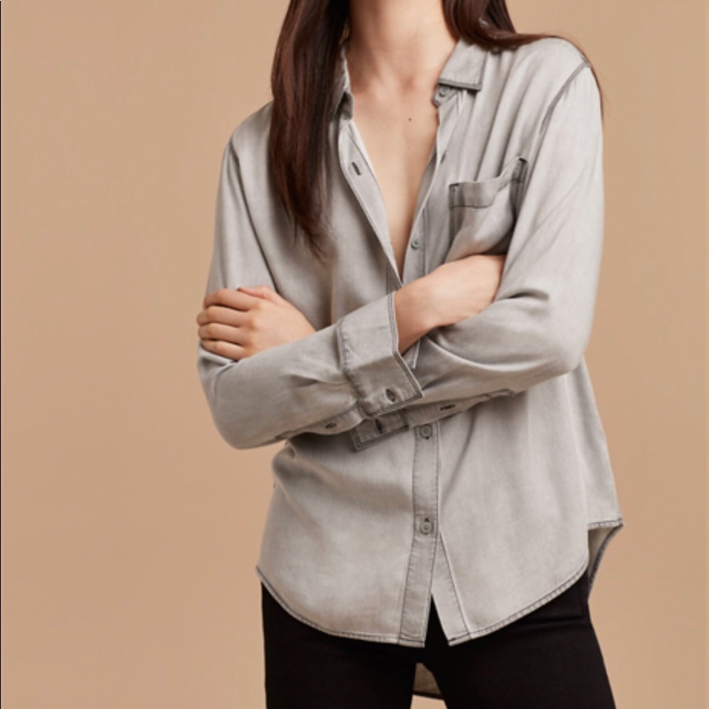 Aritzia (Talula) Button Down